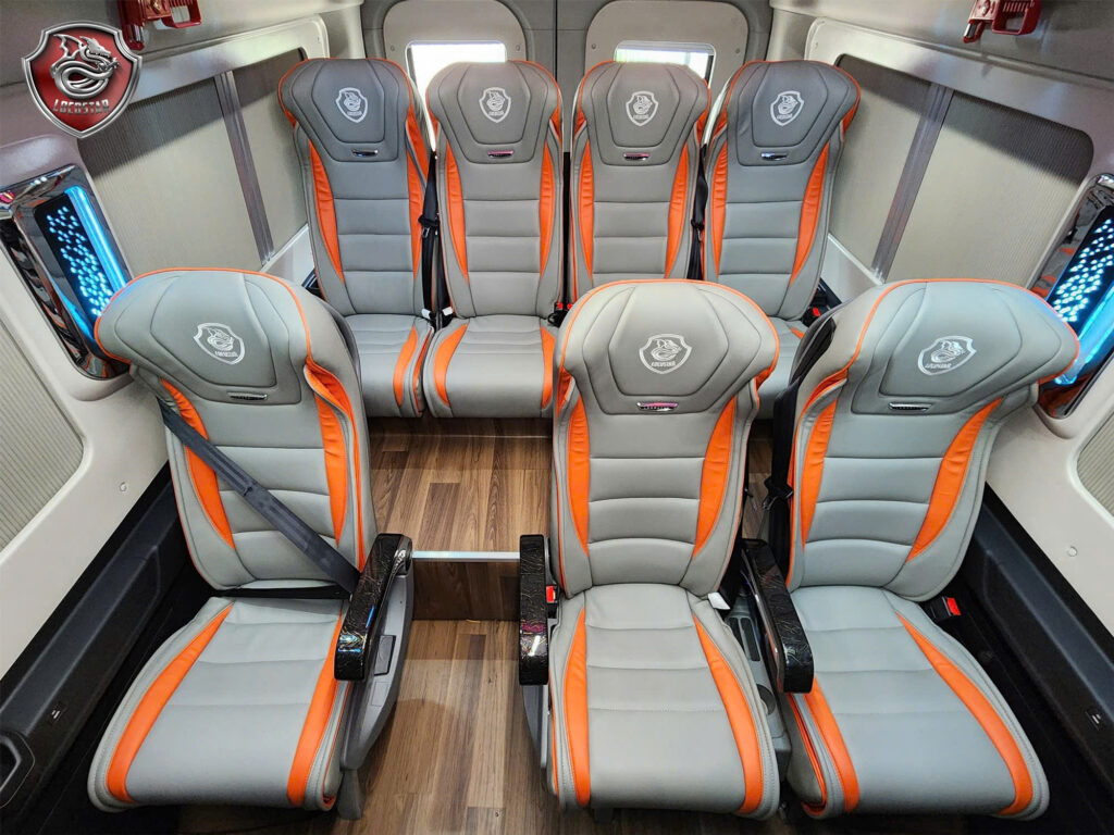 Nôi thất xe thaonhitravel 08